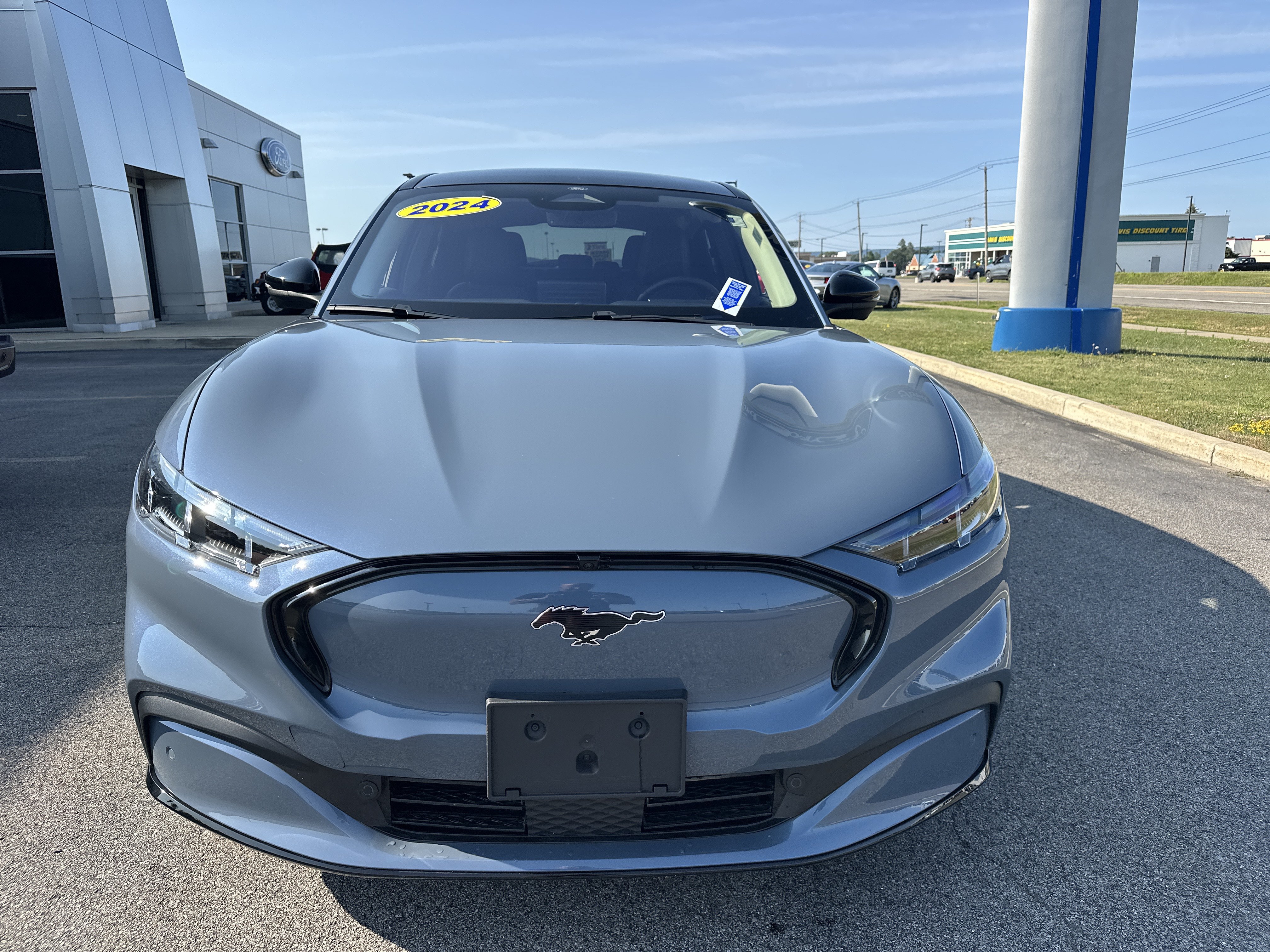 New 2024 Ford Mustang Mach-E Premium AWD/4WD image 9