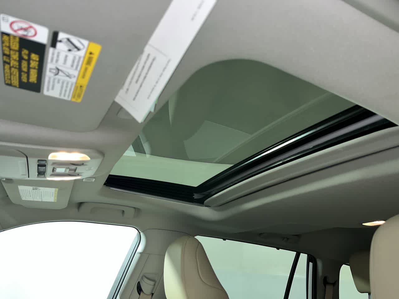 Used 2023 Toyota Highlander XLE image 23