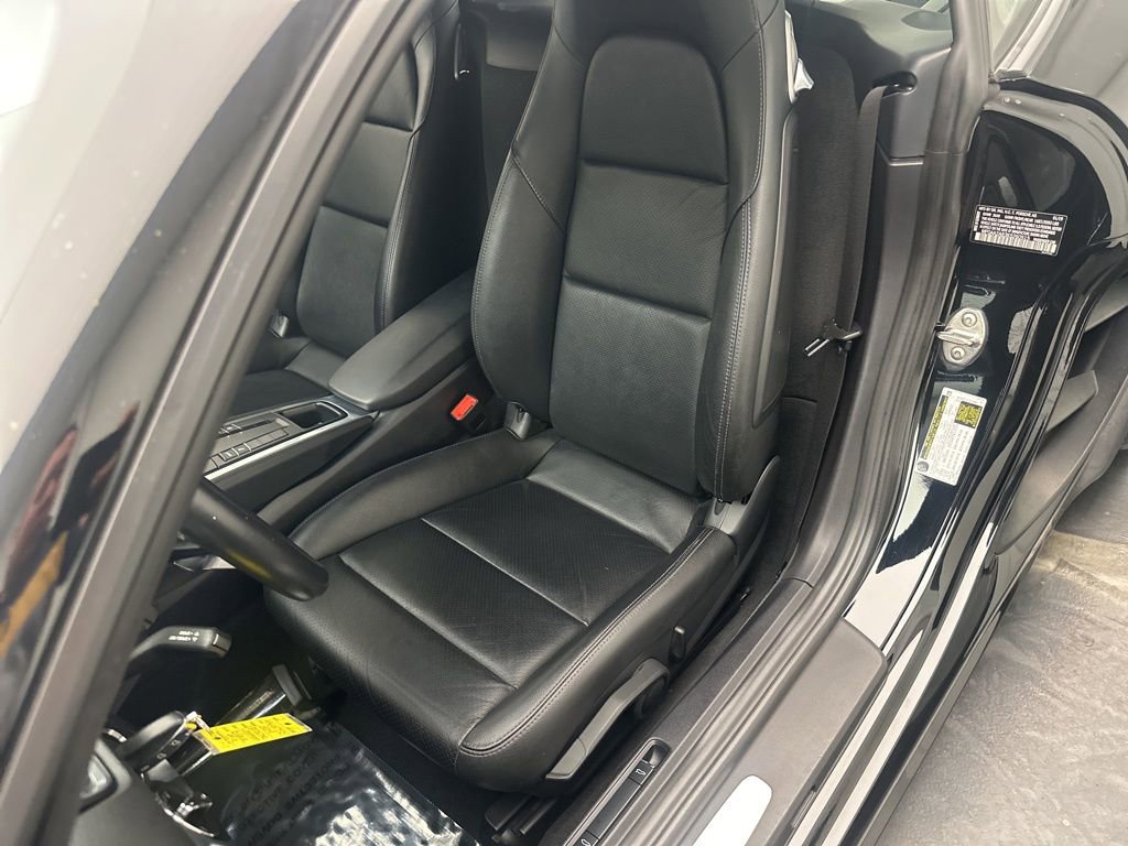 Used 2019 Porsche 718 Cayman image 9