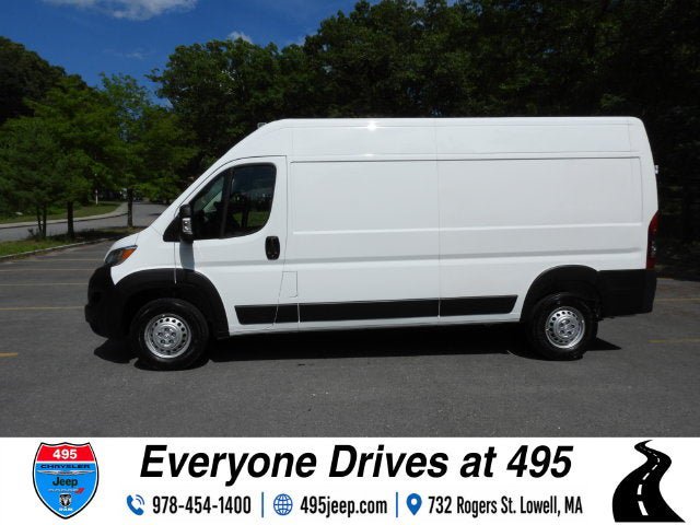 Used 2026 RAM ProMaster 2500 w/ Convenience Group FWD image 2