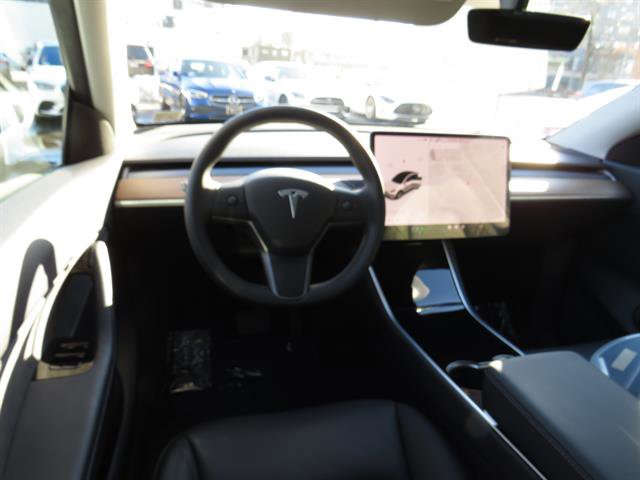 Used 2020 Tesla Model Y Long Range image 7