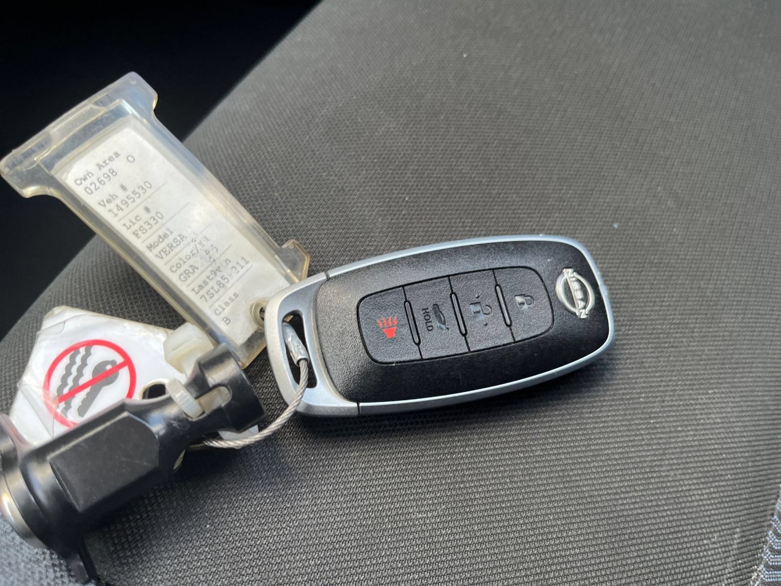 Used 2025 Nissan Versa SV FWD image 20