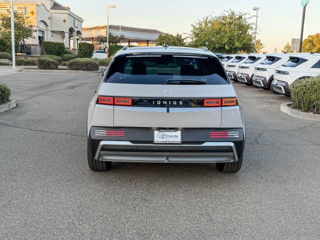 New 2027 Hyundai Ioniq 5 SEL RWD image 4