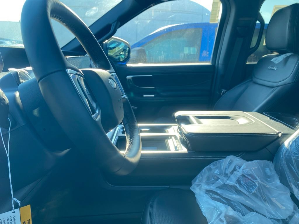New 2027 Ford Expedition Max Platinum w/ Stealth Appearance Package AWD/4WD image 13