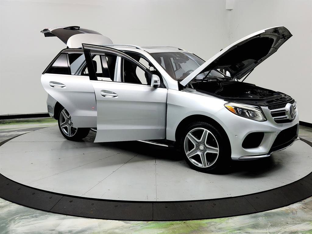 Used 2016 Mercedes-Benz GLE 400 4MATIC w/ Driver Assistance Package image 10