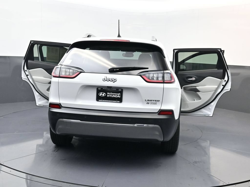 Used 2020 Jeep Cherokee Limited w/ Technology Group FWD image 30