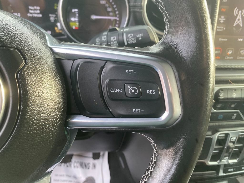 Used 2023 Jeep Wrangler Sahara w/ Cold Weather Group image 17