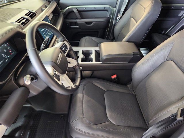 Used 2025 Land Rover Defender 110 S image 14