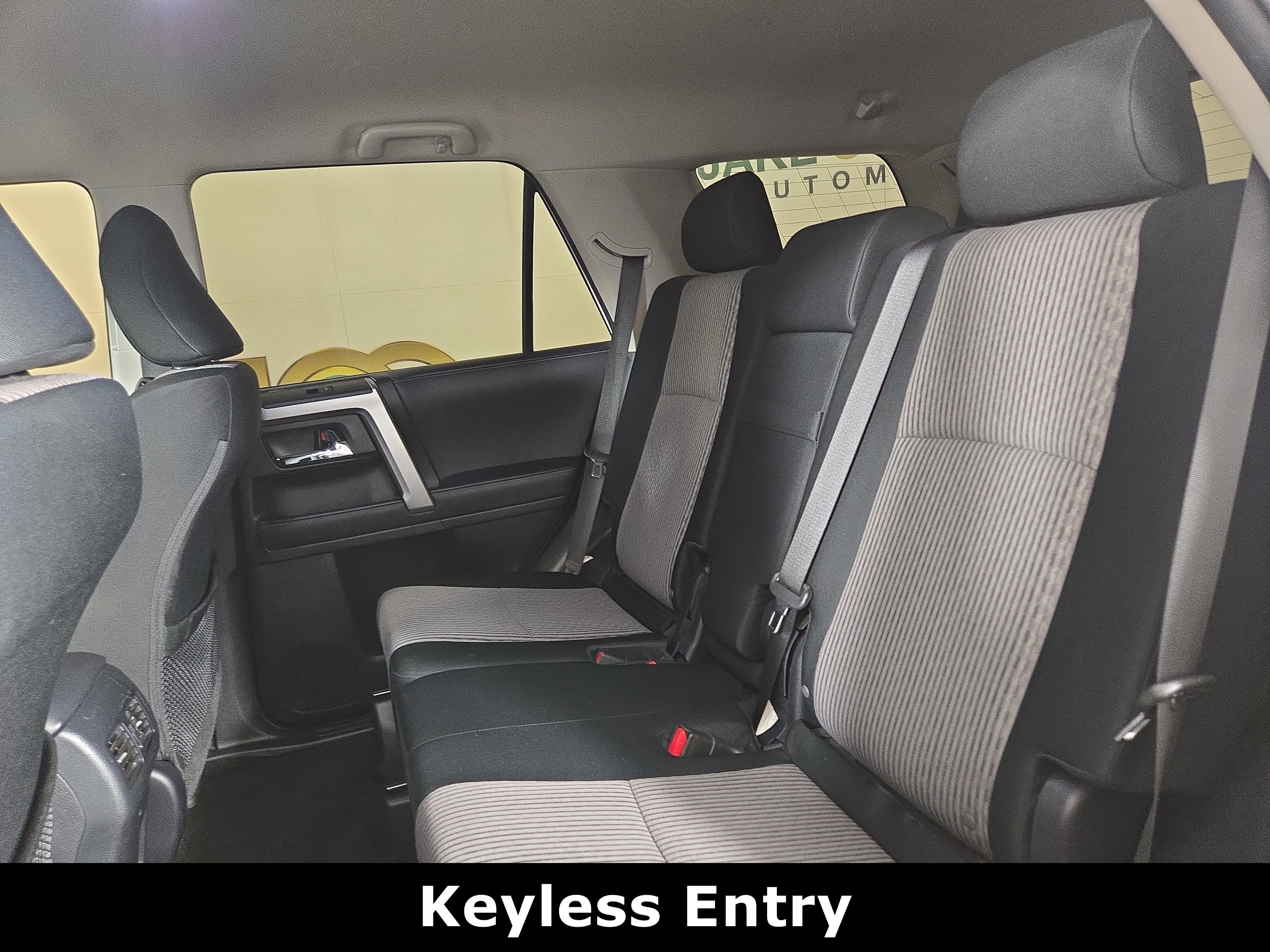 Used 2024 Toyota 4Runner SR5 AWD/4WD image 12