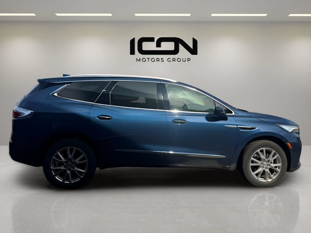 Used 2023 Buick Enclave Essence w/ Experience Buick Package AWD/4WD image 5