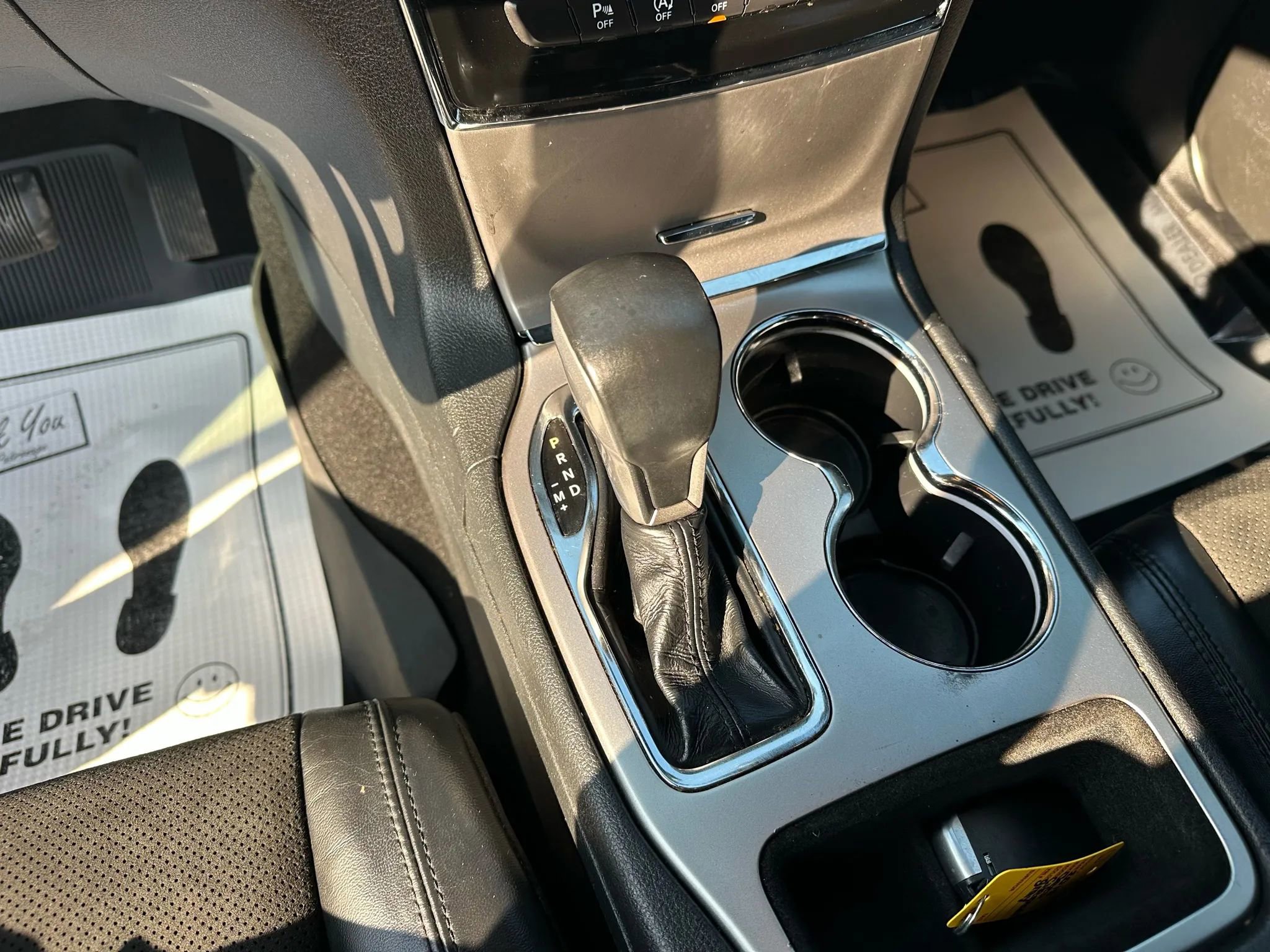Used 2019 Jeep Grand Cherokee Laredo w/ Laredo X Package image 24