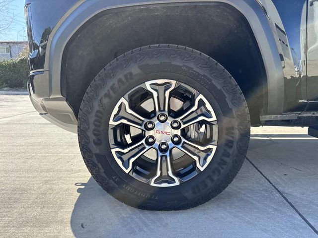 Used 2024 GMC Canyon AT4 w/ AT4 Premium Package image 4