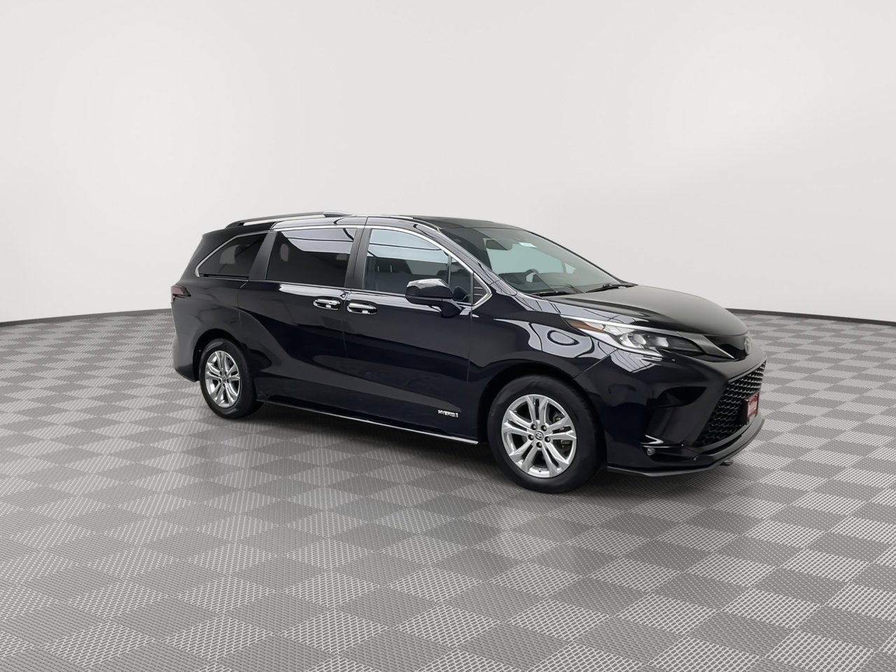 Used 2021 Toyota Sienna XSE w/ XSE Plus Package AWD/4WD image 44