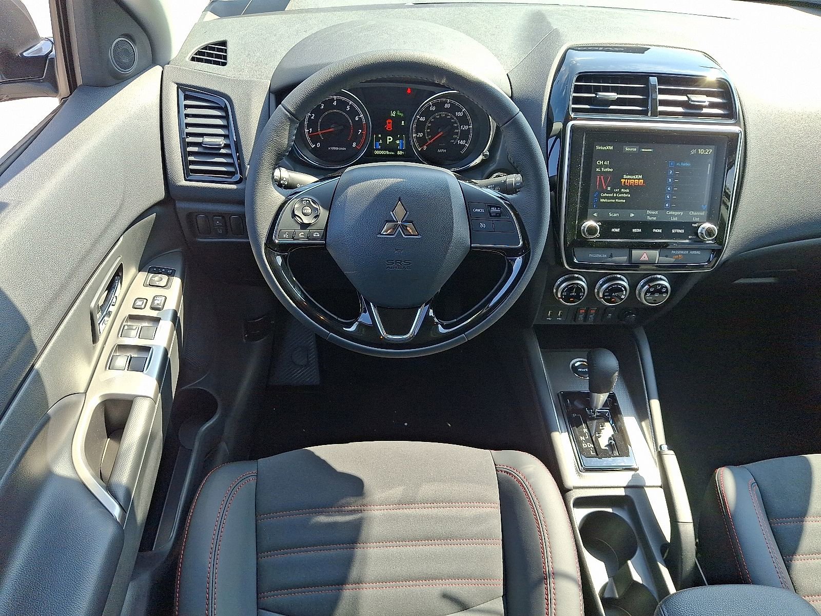 New 2025 Mitsubishi Outlander Sport SE image 12