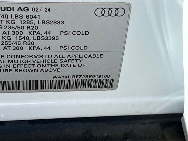 Used 2024 Audi Q4 e-tron Prestige AWD/4WD image 38