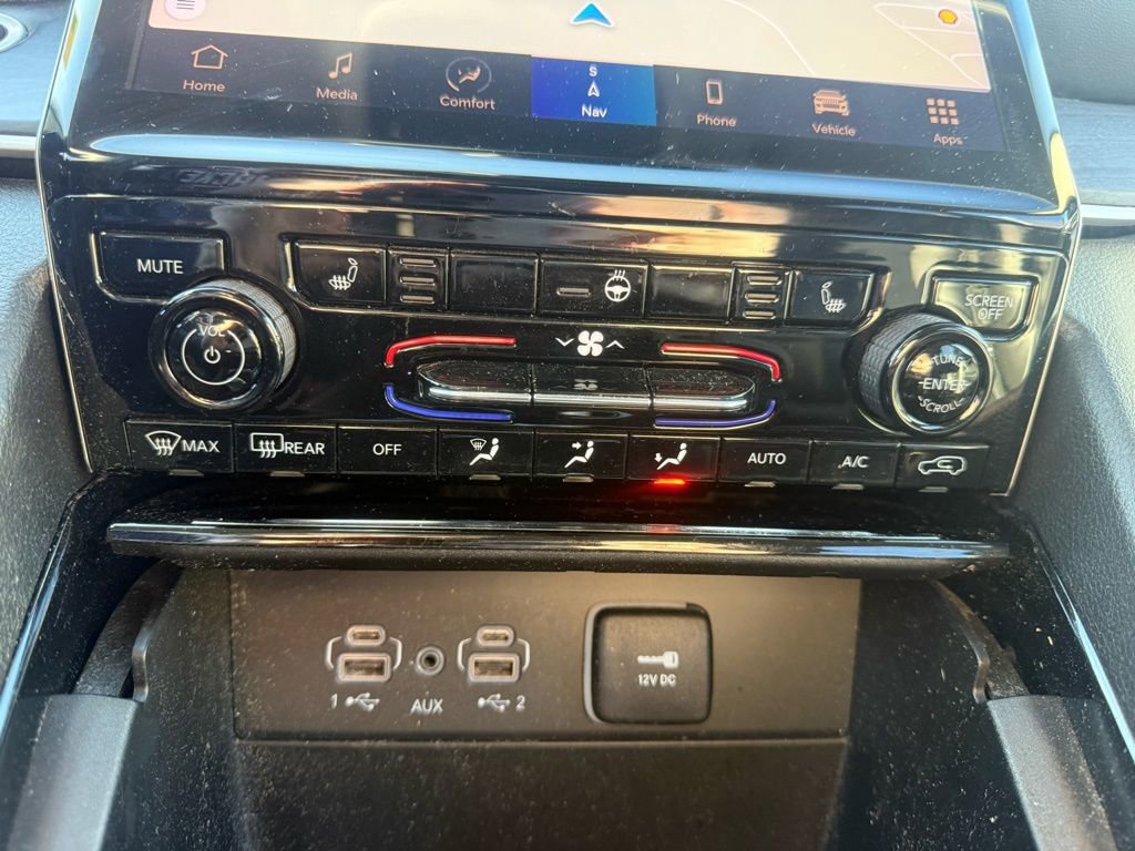 Used 2023 Jeep Grand Cherokee Limited image 41