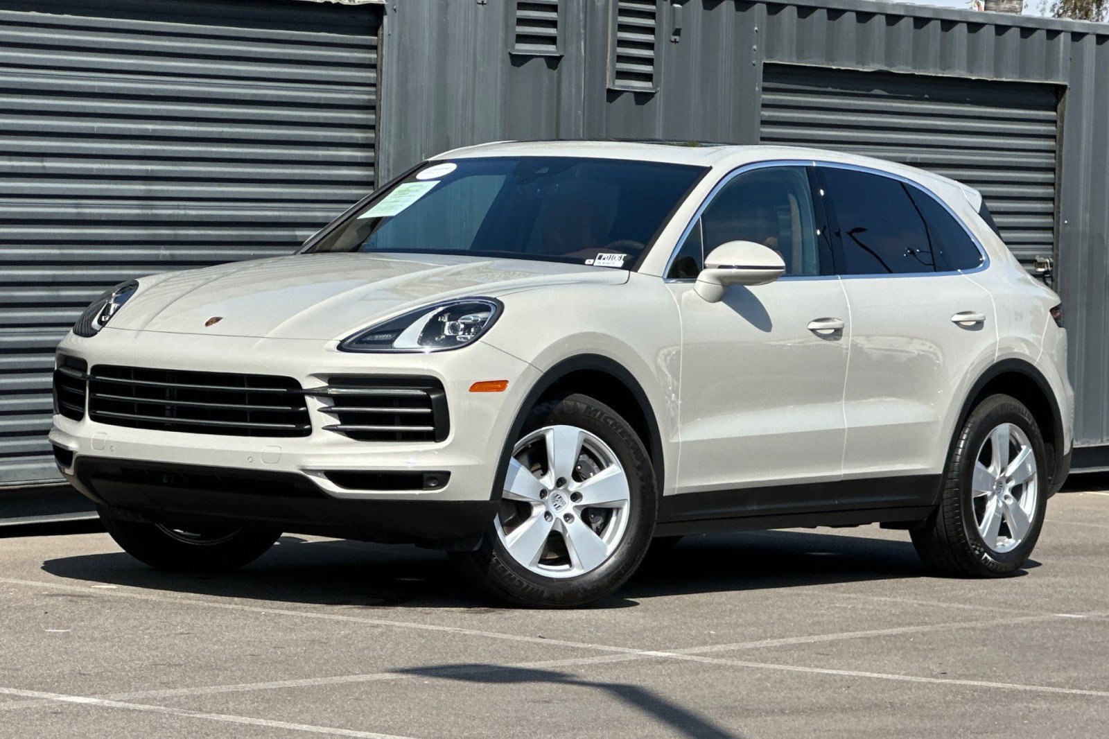 Certified 2023 Porsche Cayenne AWD/4WD image 1