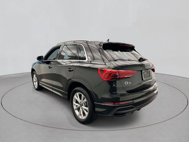 Certified 2024 Audi Q3 2.0T Premium AWD/4WD image 2