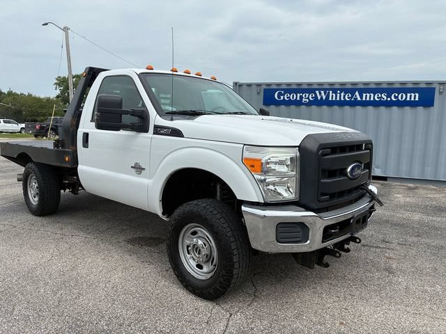 Used 2015 Ford F250 XL w/ Power Equipment Group AWD/4WD image 2