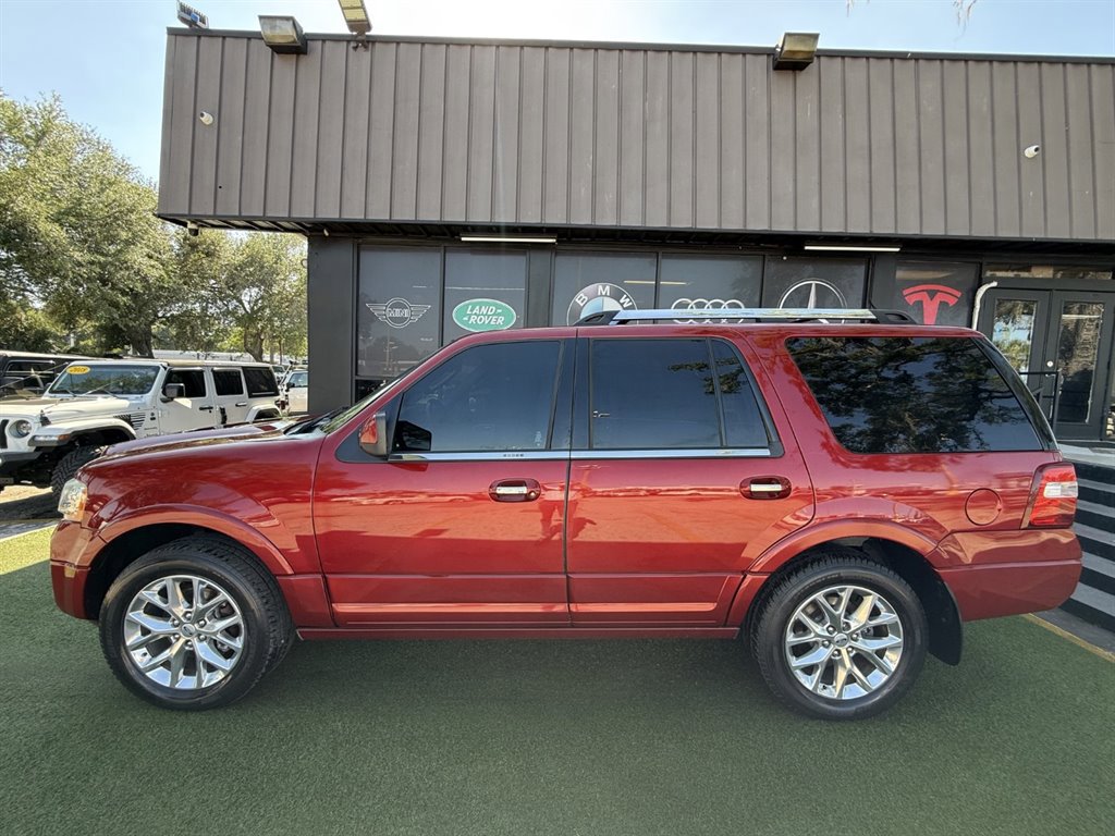 Used 2016 Ford Expedition Limited w/ Equipment Group 301A RWD image 7