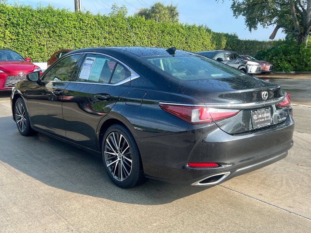 Certified 2025 Lexus ES 350 w/ Premium Package FWD image 5