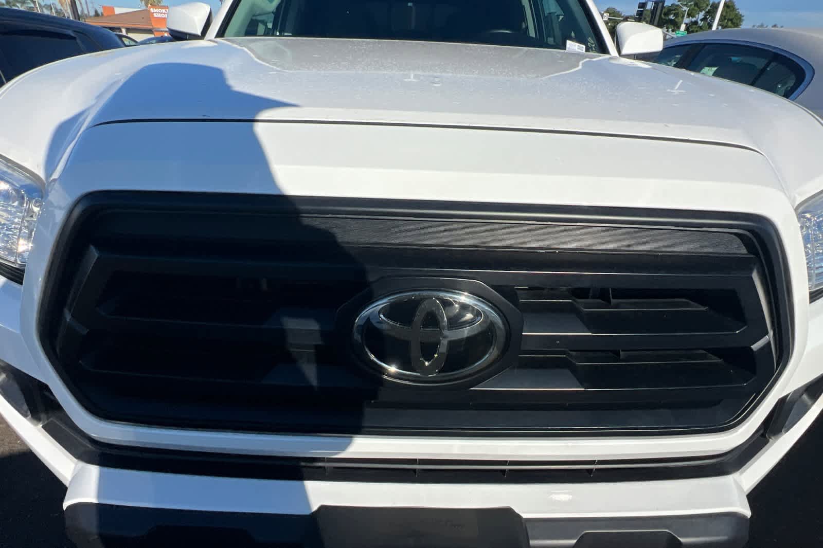 Used 2021 Toyota Tacoma SR w/ SR Convenience Package RWD image 12