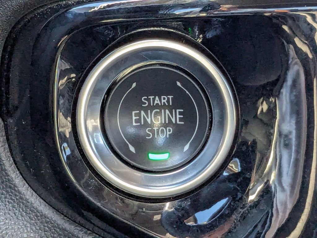 Used 2025 Chevrolet Silverado 1500 LT image 29