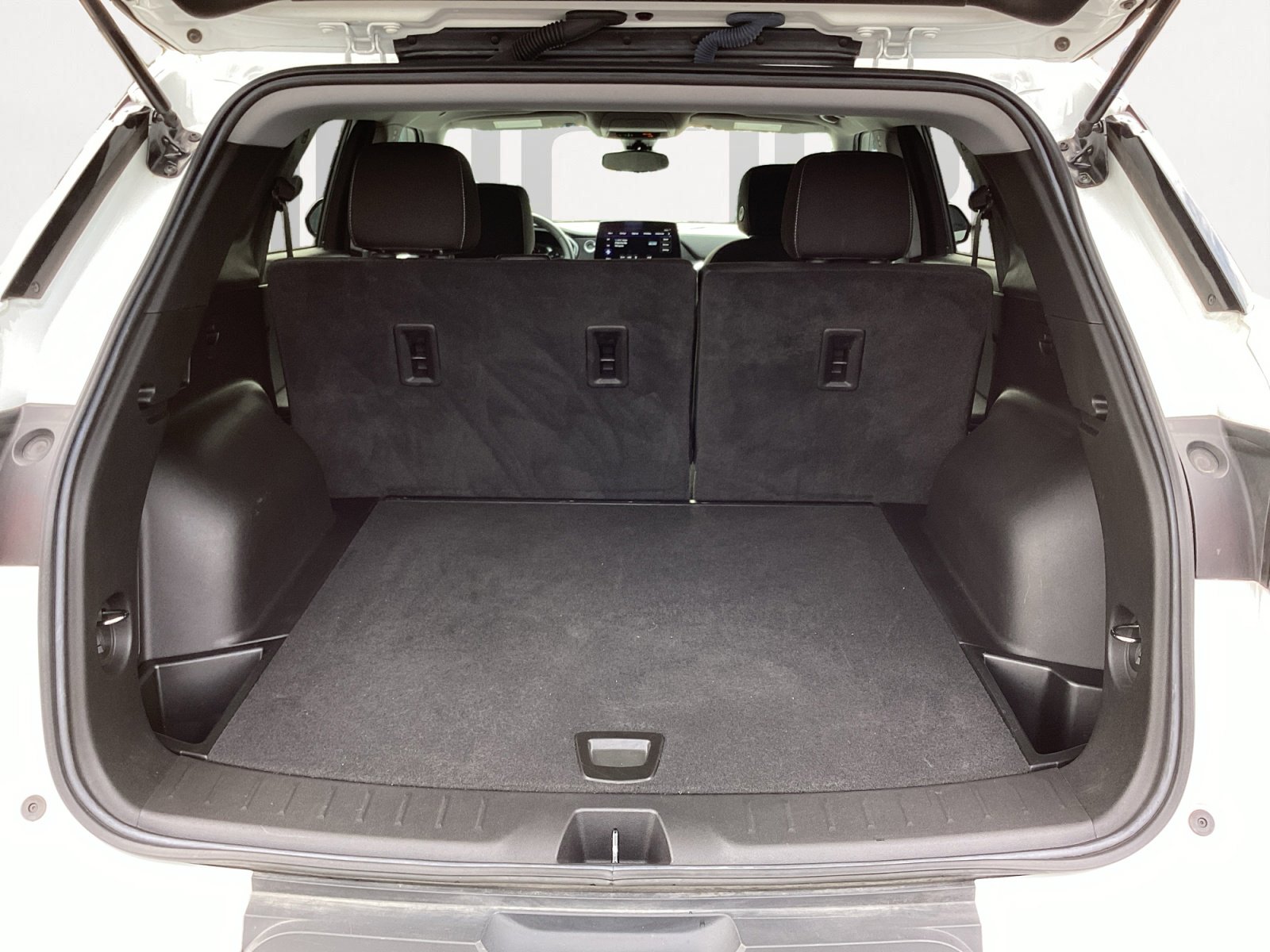 Certified 2023 Chevrolet Blazer LT w/ Driver Confidence Package image 16