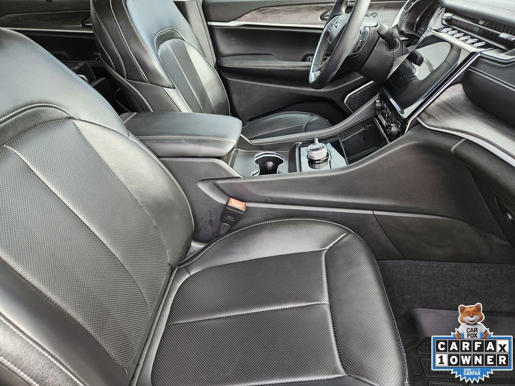 Used 2024 Jeep Grand Cherokee L Limited w/ Luxury Tech Group II image 20