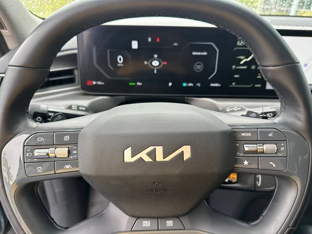 Used 2024 Kia EV9 Wind AWD/4WD image 31