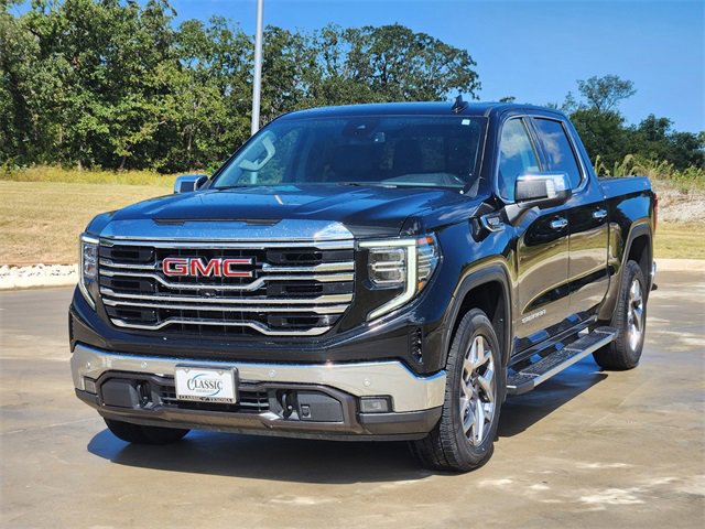 Certified 2023 GMC Sierra 1500 SLT image 4