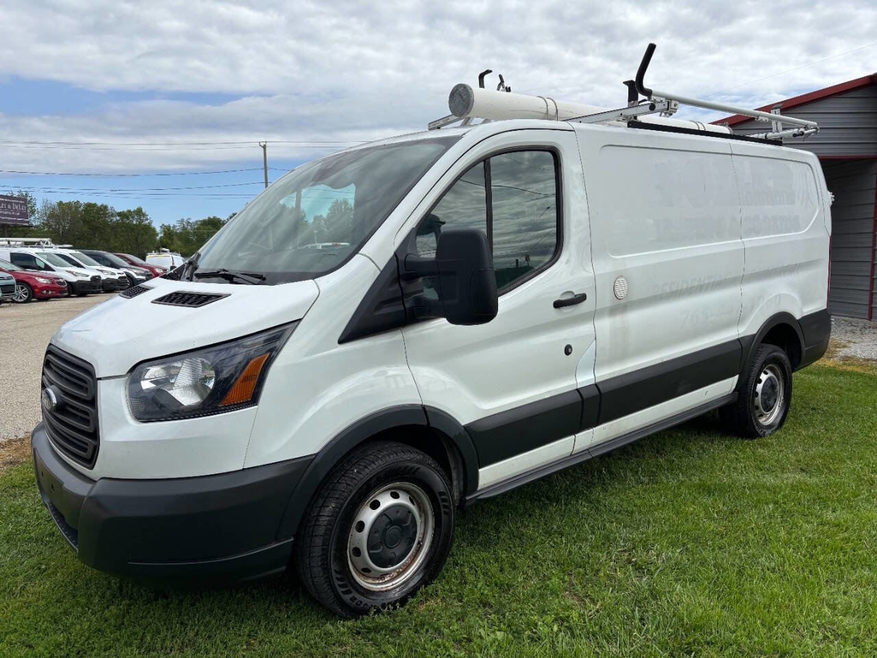 Used 2016 Ford Transit 250 130 Low Roof RWD image 2
