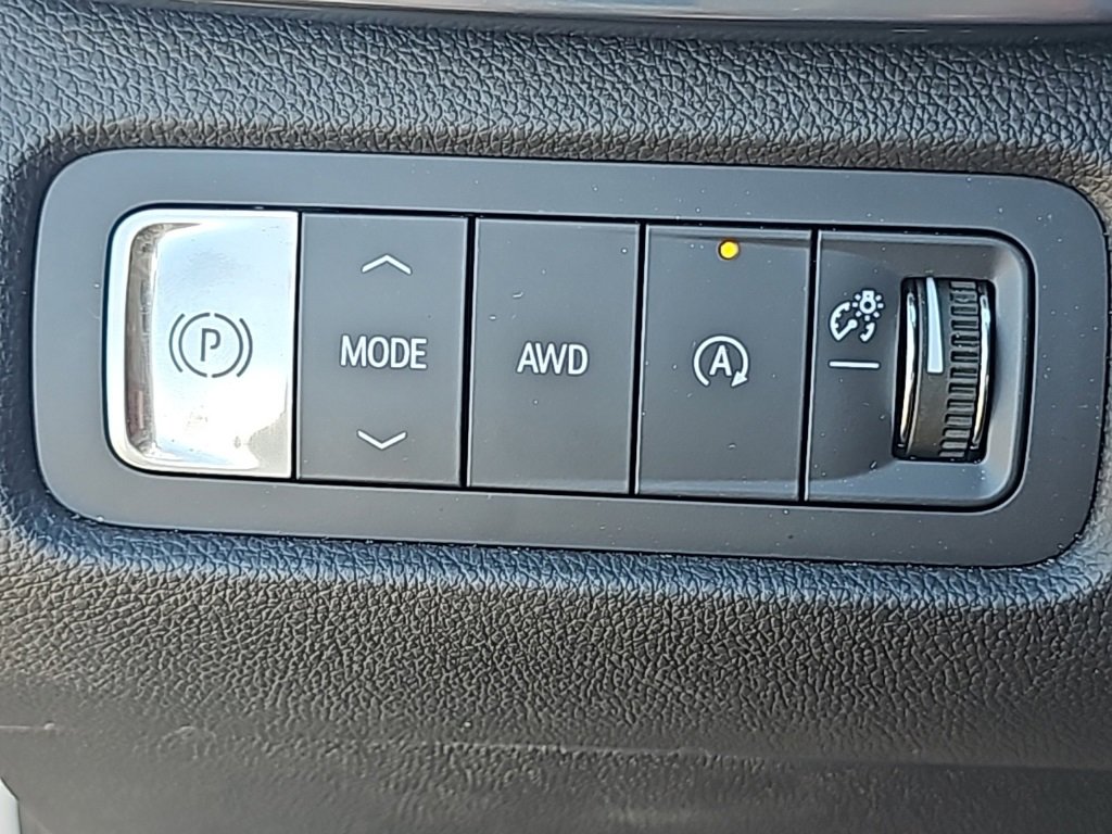 Certified 2024 GMC Acadia AT4 w/ LPO, Floor Liner Package image 13