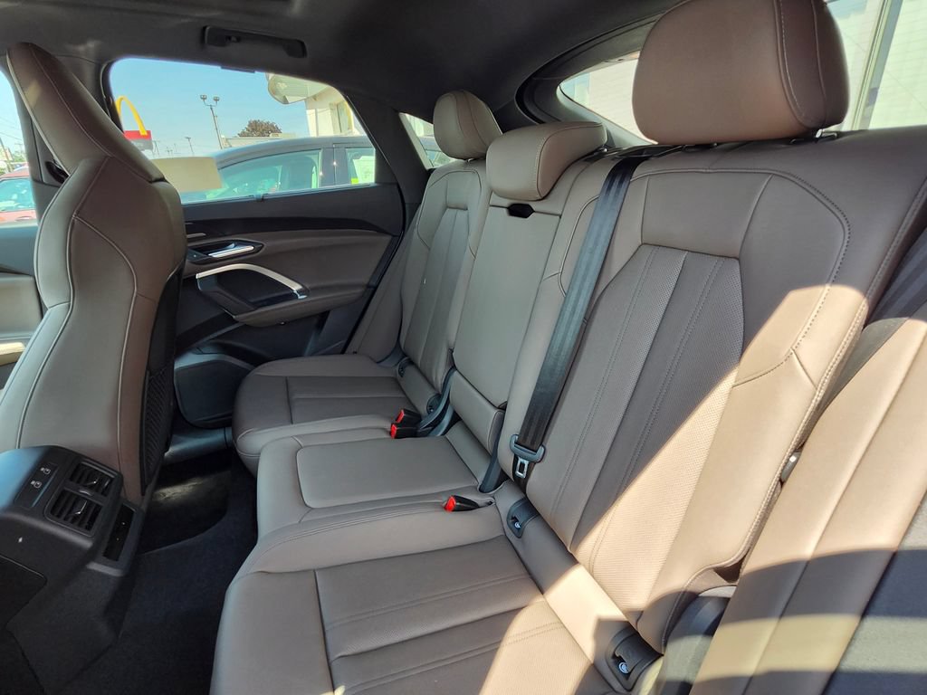 New 2026 Audi Q5 Premium Plus AWD/4WD image 9