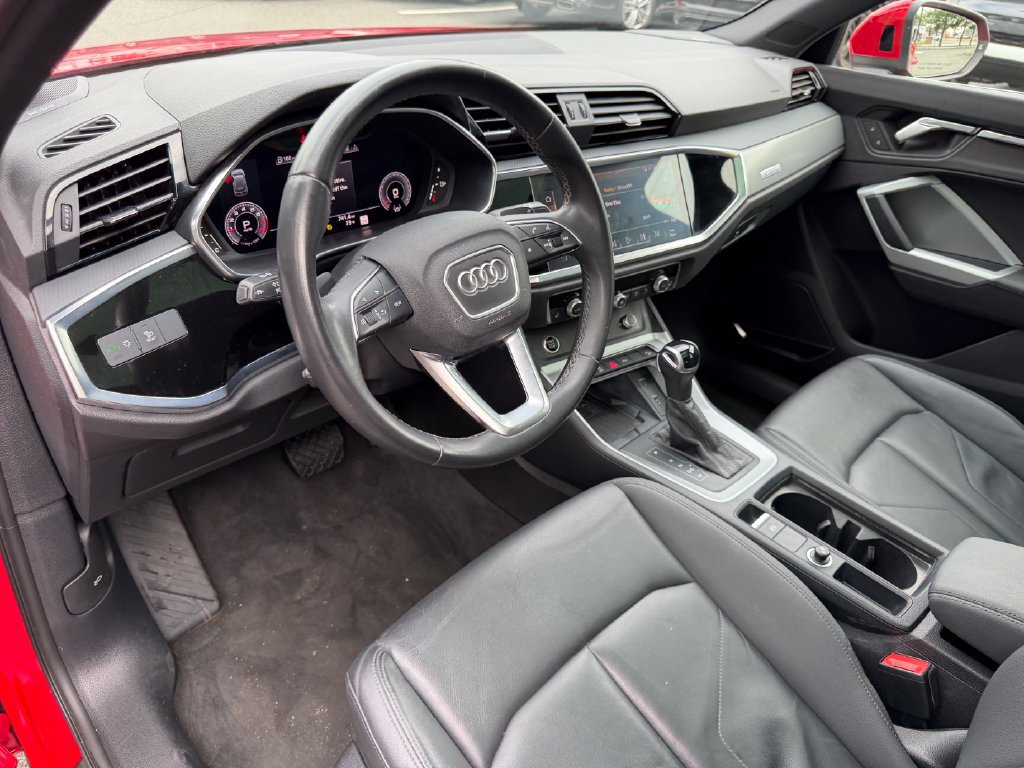 Used 2021 Audi Q3 2.0T Premium Plus w/ Premium Plus Package AWD/4WD image 18