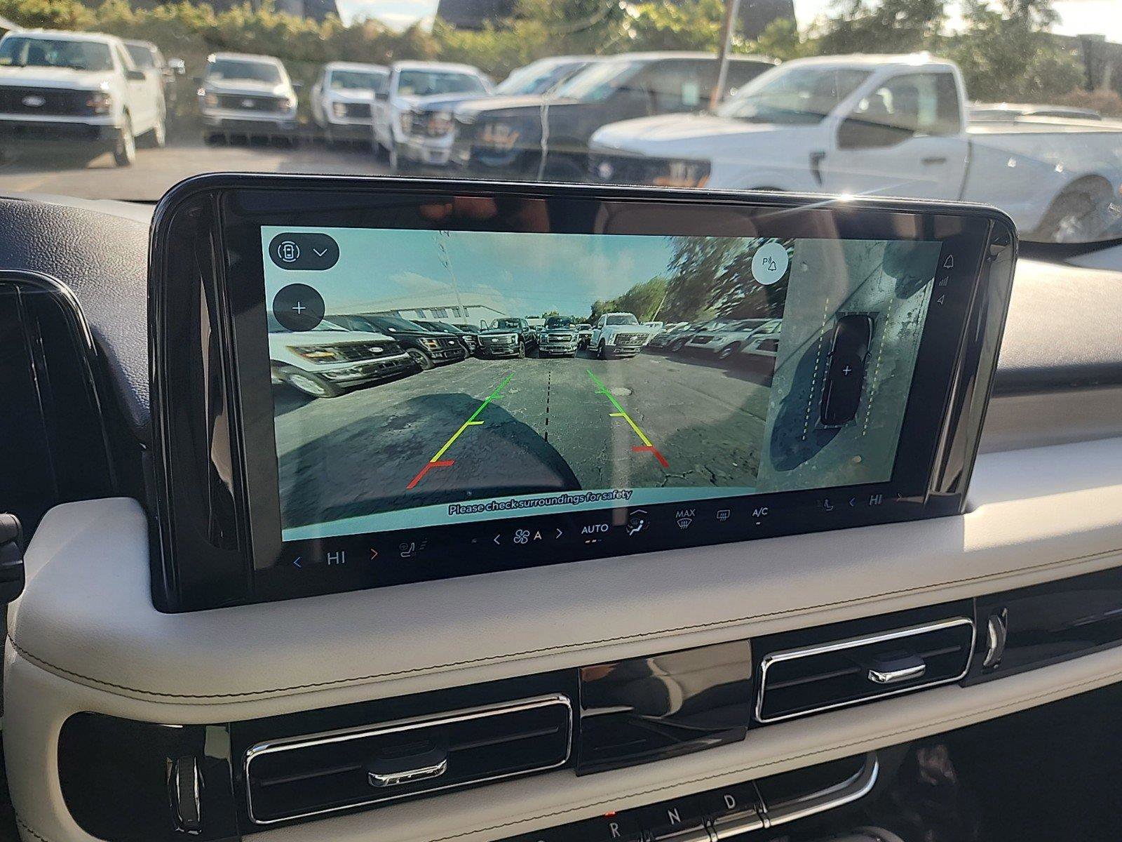 New 2025 Lincoln Aviator Reserve w/ Luxury Package image 24