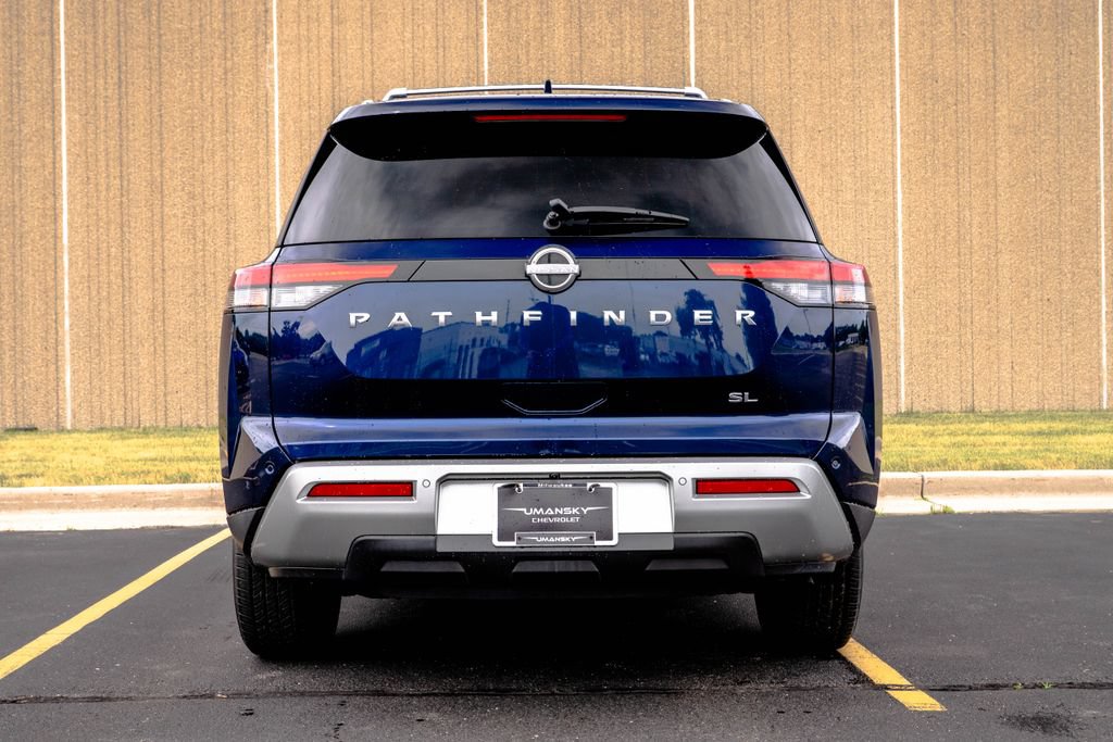 Used 2023 Nissan Pathfinder SL FWD image 8