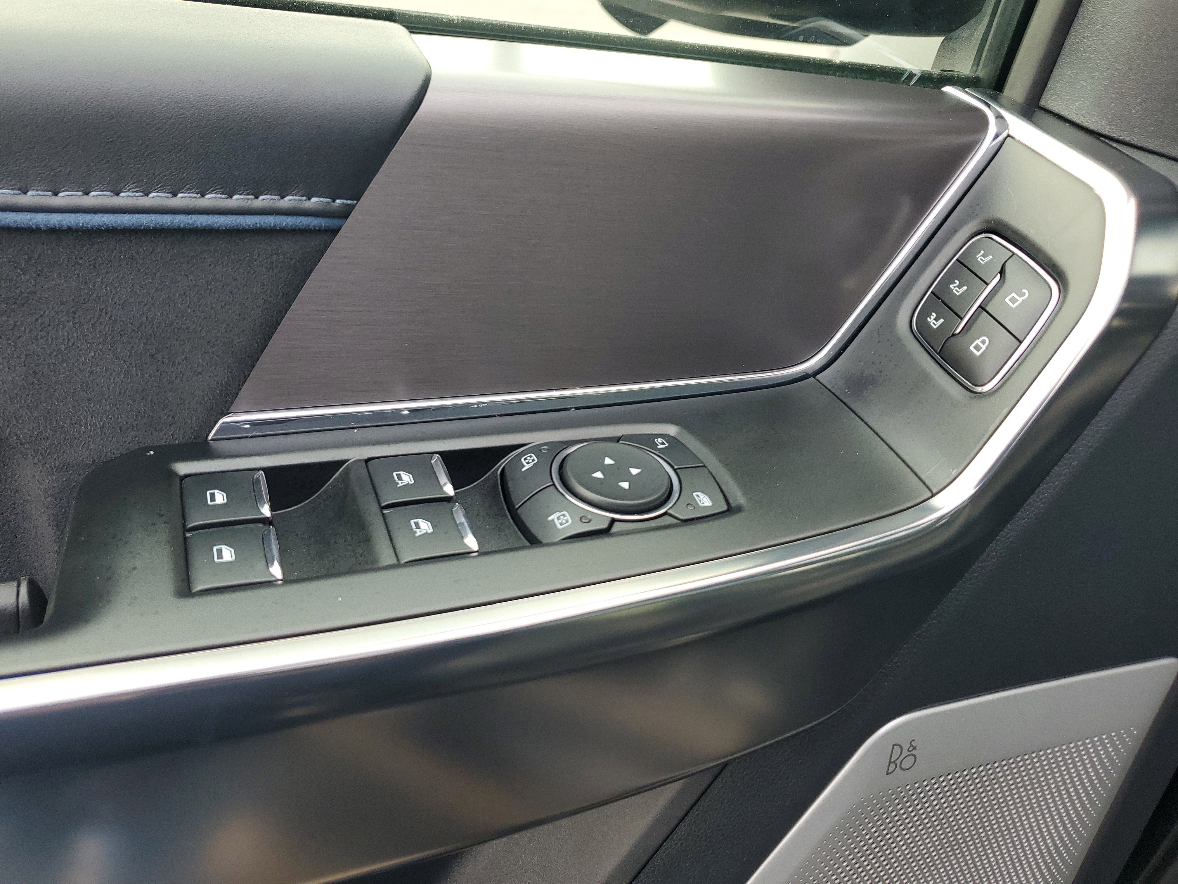 Used 2025 Ford F150 Platinum w/ Equipment Group 702A High image 19