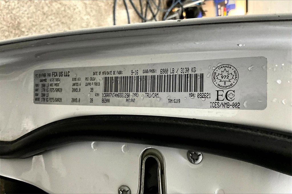 Used 2017 RAM 1500 Laramie image 19