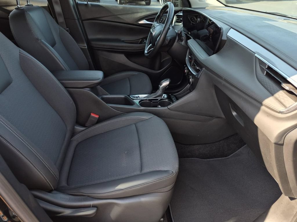 Used 2024 Buick Encore GX Preferred FWD image 10