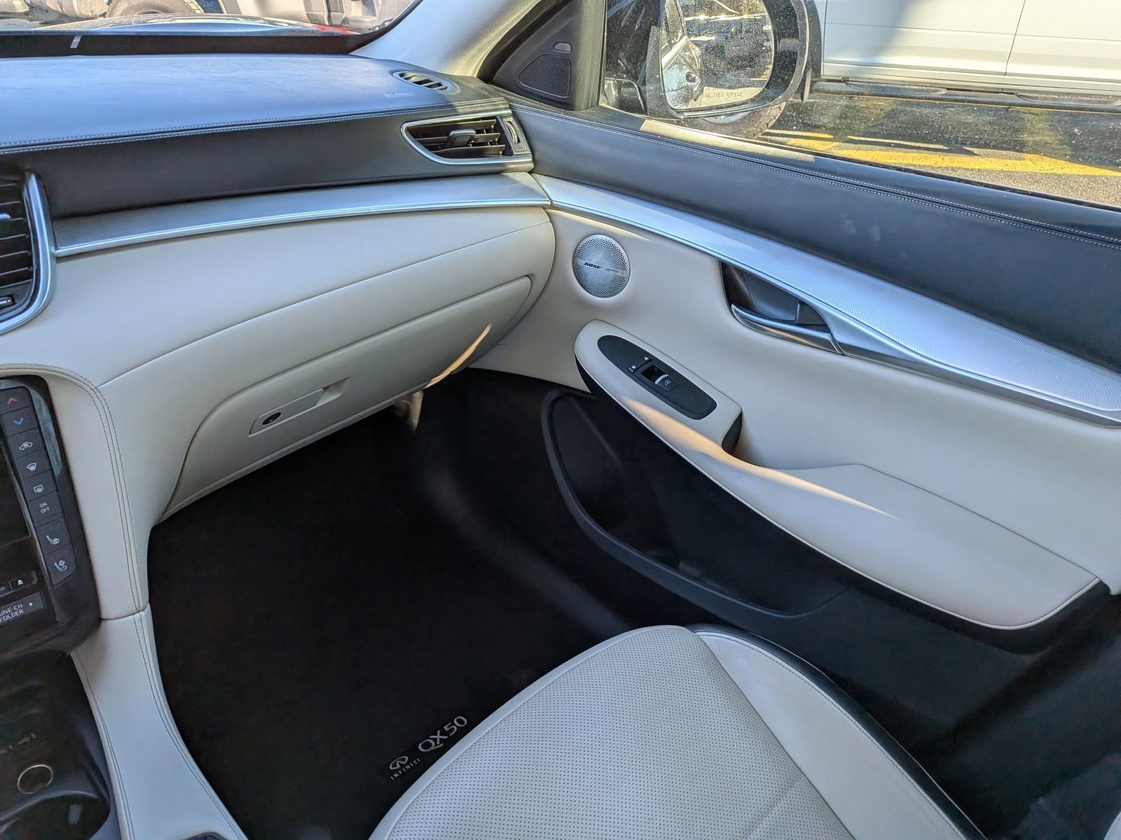 Used 2021 INFINITI QX50 Sensory w/ Cargo Package image 19