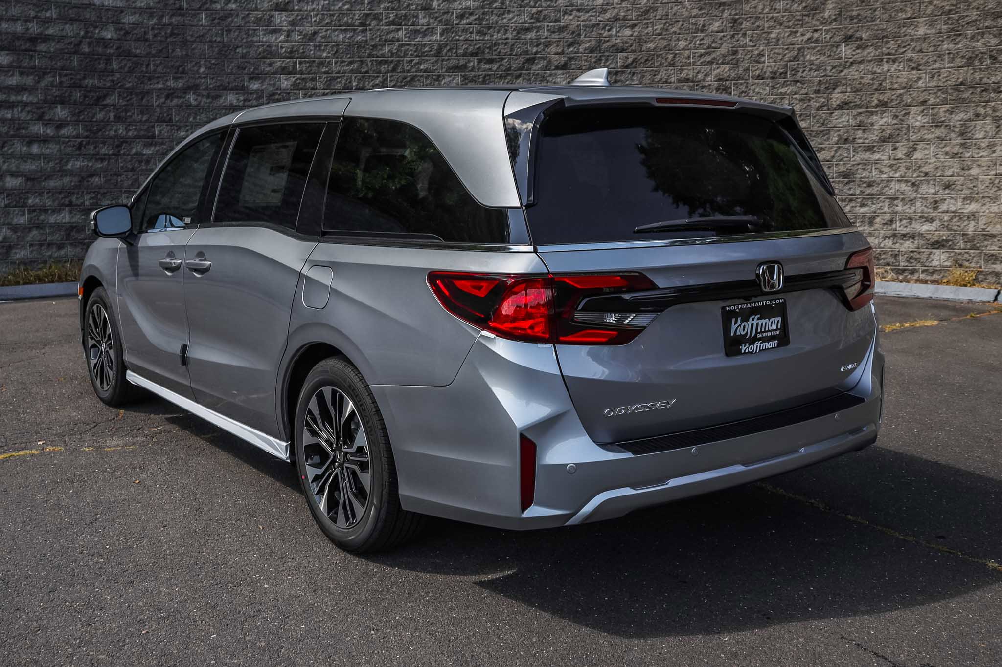 New 2026 Honda Odyssey Elite image 4