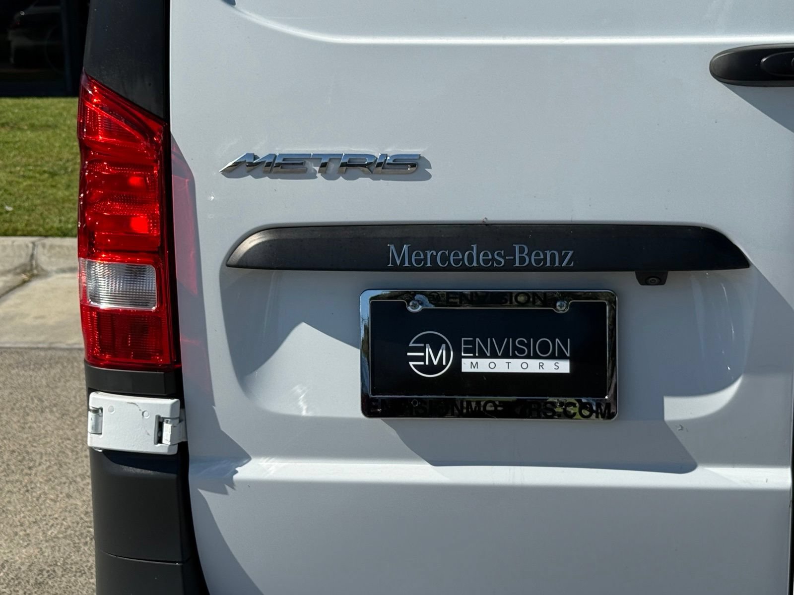 Used 2023 Mercedes-Benz Metris image 11