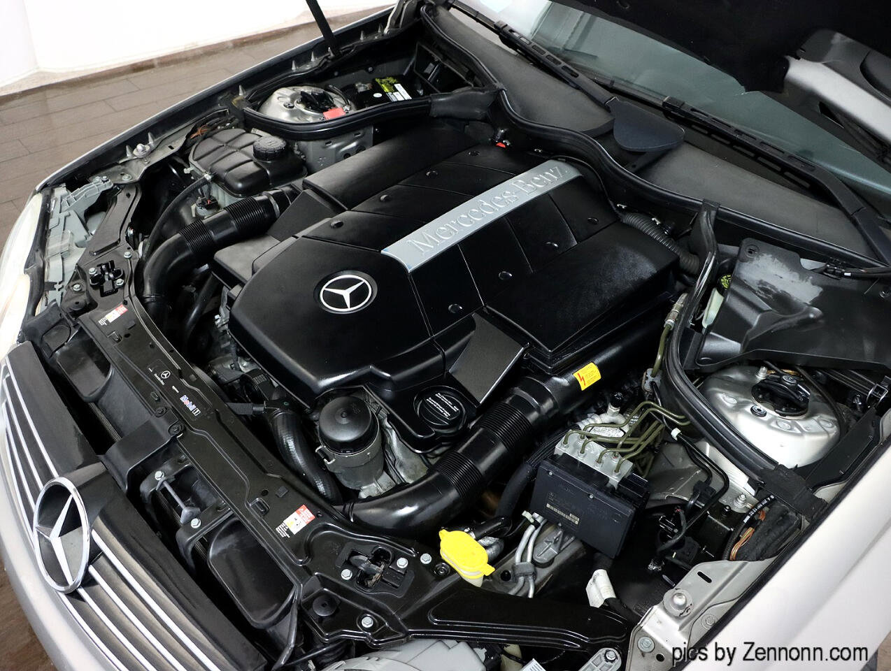 Used 2004 Mercedes-Benz CLK 500 Cabriolet image 35