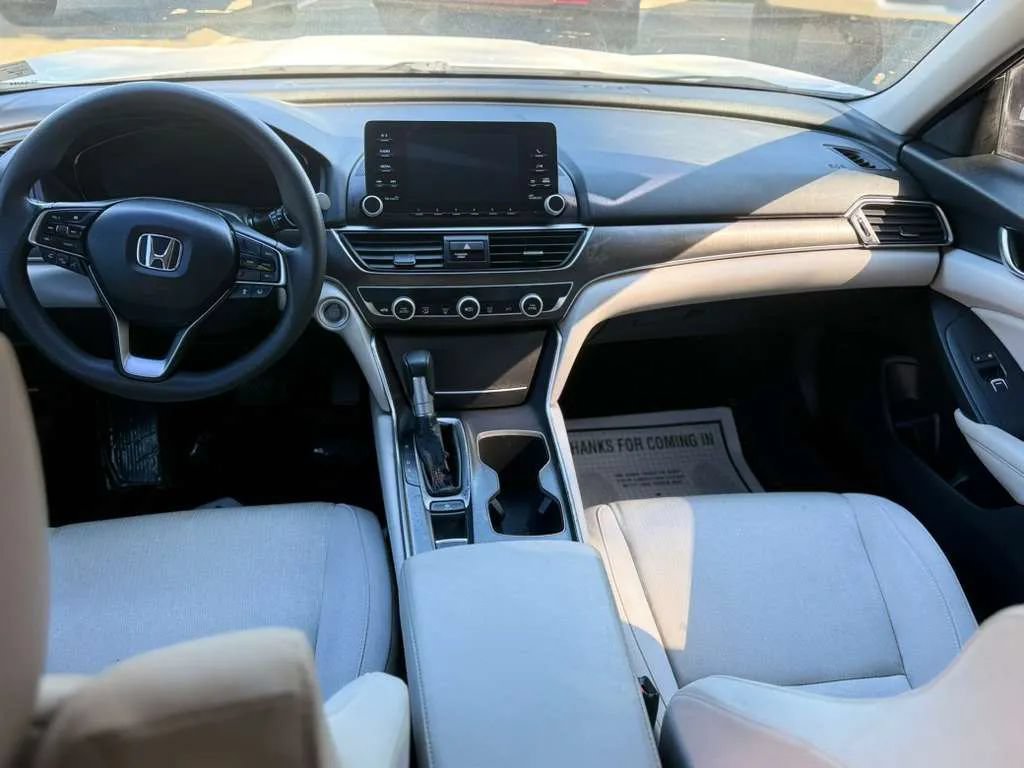 Used 2018 Honda Accord LX image 11