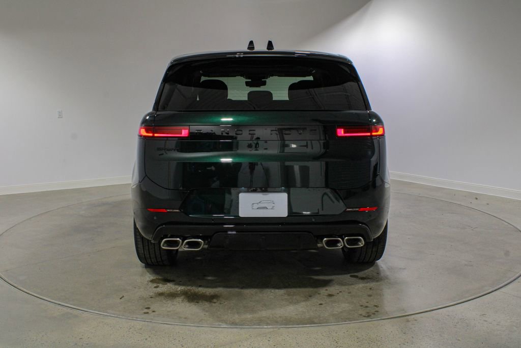 New 2026 Land Rover Range Rover Sport Dynamic SE image 4