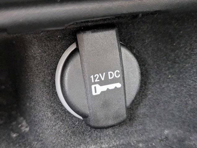 Used 2019 Chrysler 300 Limited w/ Safetytec Plus Group AWD/4WD image 22