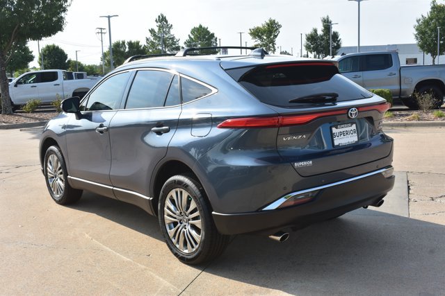 Used 2021 Toyota Venza XLE AWD/4WD image 9