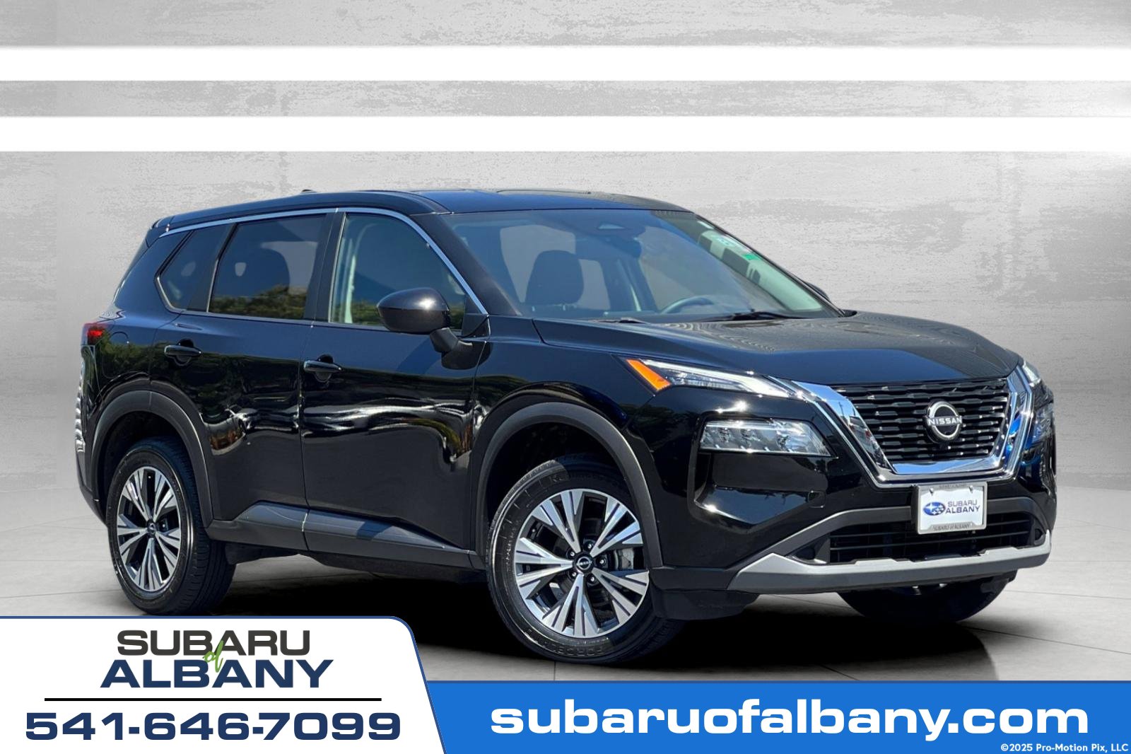 Used 2023 Nissan Rogue SV
