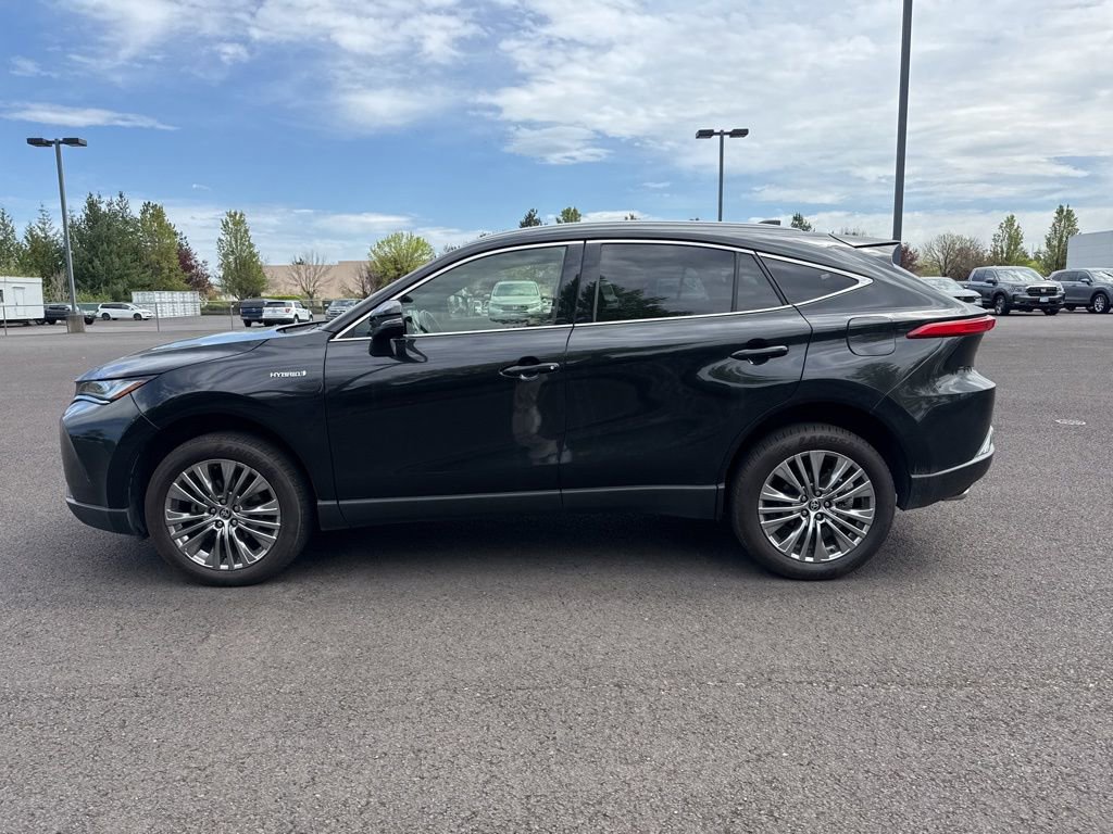 Used 2021 Toyota Venza XLE w/ Carpet Mat Package (TMS) AWD/4WD image 4